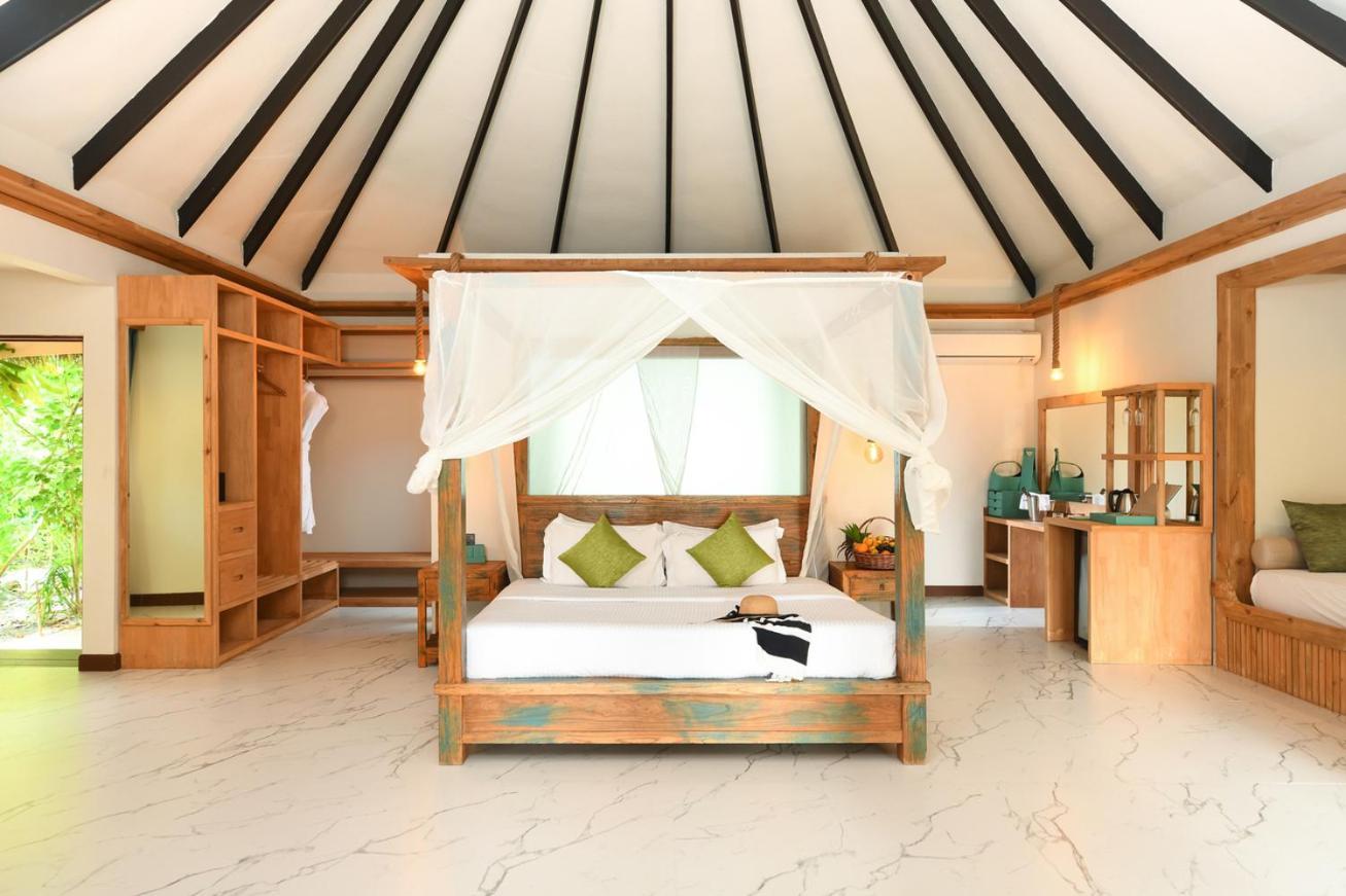 Kihaa Maldives Hotel Dhonfanu Exterior photo