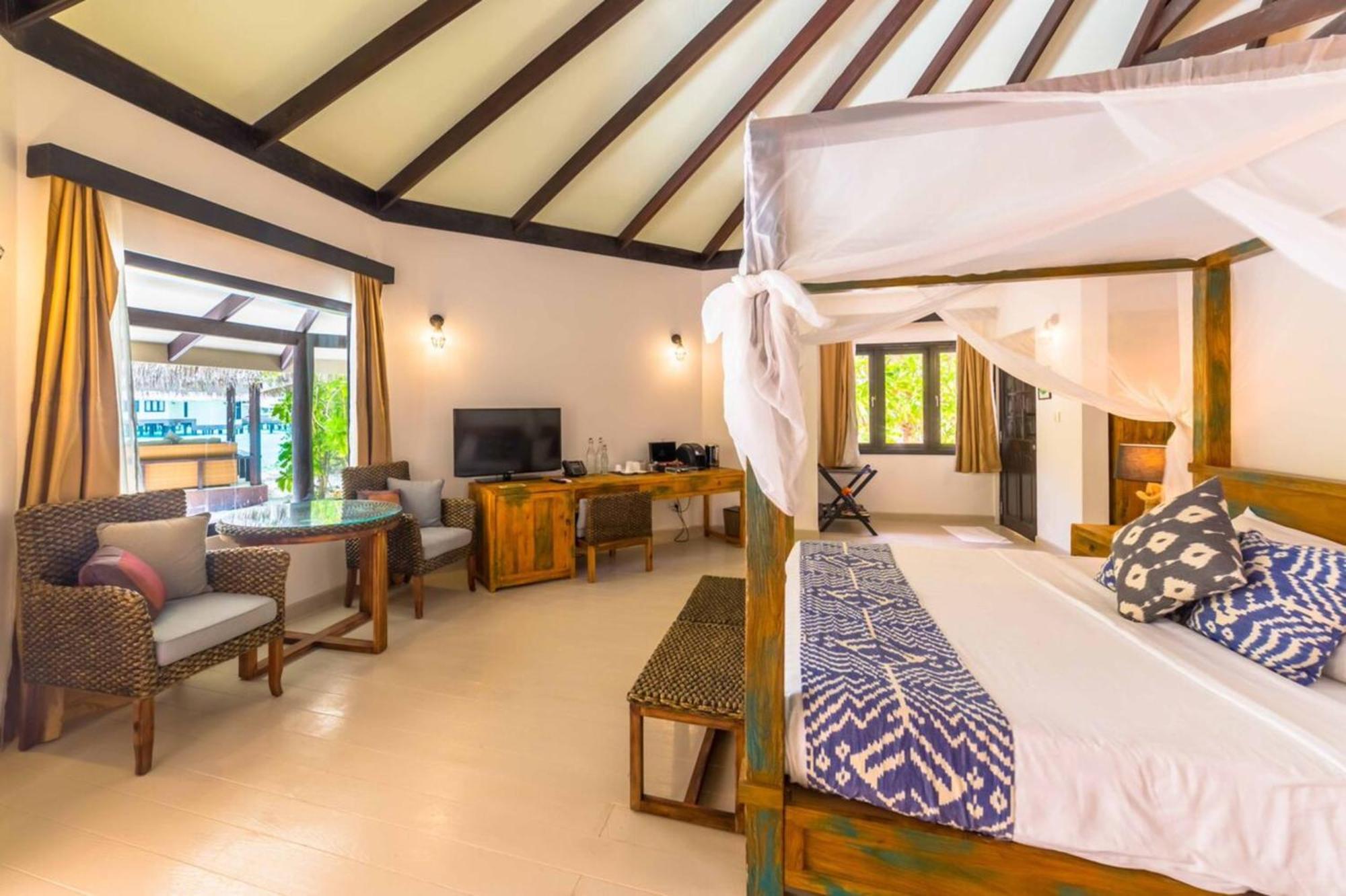 Kihaa Maldives Hotel Dhonfanu Exterior photo