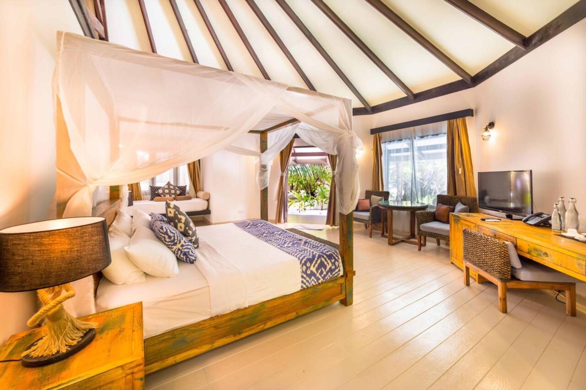 Kihaa Maldives Hotel Dhonfanu Exterior photo